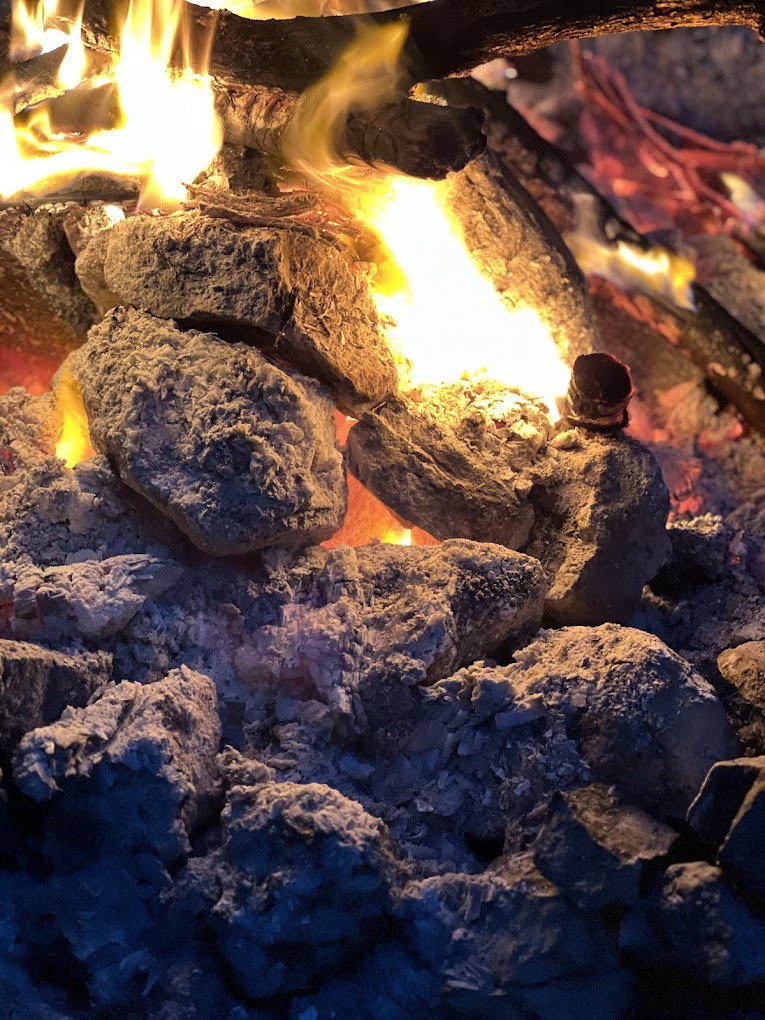 Rocas en el fuego sagrado